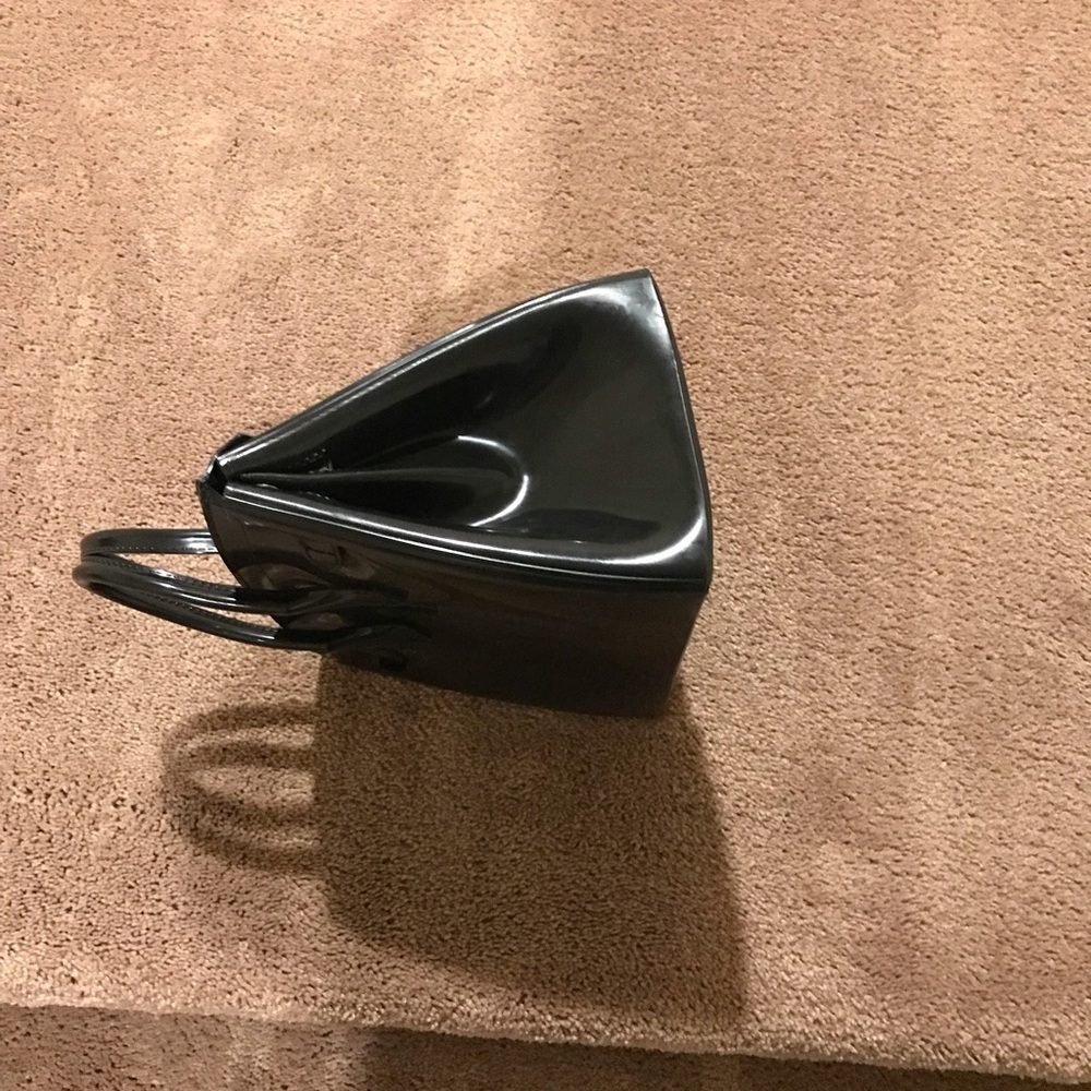 Women's Handbag made of hard plastic. A push lock. BUY ONE GET ONE FREE - Picture 4 of 8